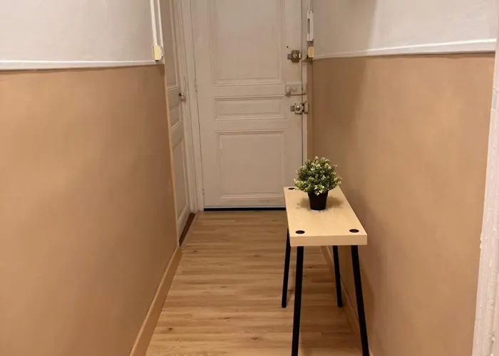 Apartment Charming In Le Cannet