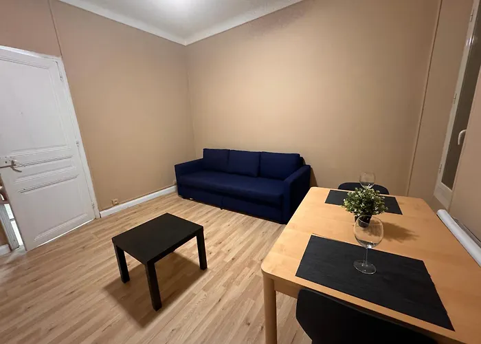 Apartment Charming In Le Cannet